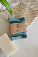 Load image into Gallery viewer, SILICONE DRAINING SOAP DISH