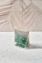 Load image into Gallery viewer, REUSABLE SILICONE BAGS - STAND UP / W&P