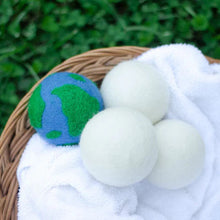 Load image into Gallery viewer, WOOL DRYER BALL