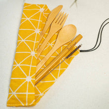 Load image into Gallery viewer, BAMBOO TRAVEL CUTLERY SET