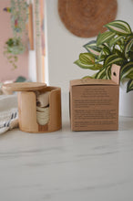 Load image into Gallery viewer, REUSABLE FACIAL ROUNDS WITH BAMBOO STORAGE BOX