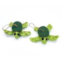 Load image into Gallery viewer, HOLIDAY ECO WOOL ORNAMENTS / FRESHENERS