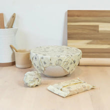 Load image into Gallery viewer, REUSABLE BEESWAX FOOD WRAP