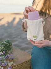 Load image into Gallery viewer, PORTABLE SILICONE TRAVEL WINE GLASS + TRAVEL BAG
