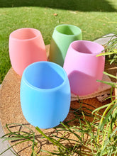 Load image into Gallery viewer, PORTABLE SILICONE TRAVEL WINE GLASS + TRAVEL BAG