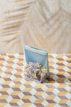 Load image into Gallery viewer, REUSABLE SILICONE BAGS - STAND UP / W&amp;P
