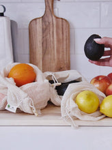 Load image into Gallery viewer, ORGANIC COTTON MESH PRODUCE BAGS / 3 PACK

