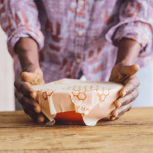 Load image into Gallery viewer, REUSABLE FOOD WRAP / 3 MEDIUM WRAPS
