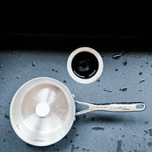 Load image into Gallery viewer, MIRACLE CLEANING BOMBS / HUMBLE SUDS
