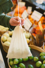 Load image into Gallery viewer, ORGANIC COTTON MESH PRODUCE BAGS / 3 PACK
