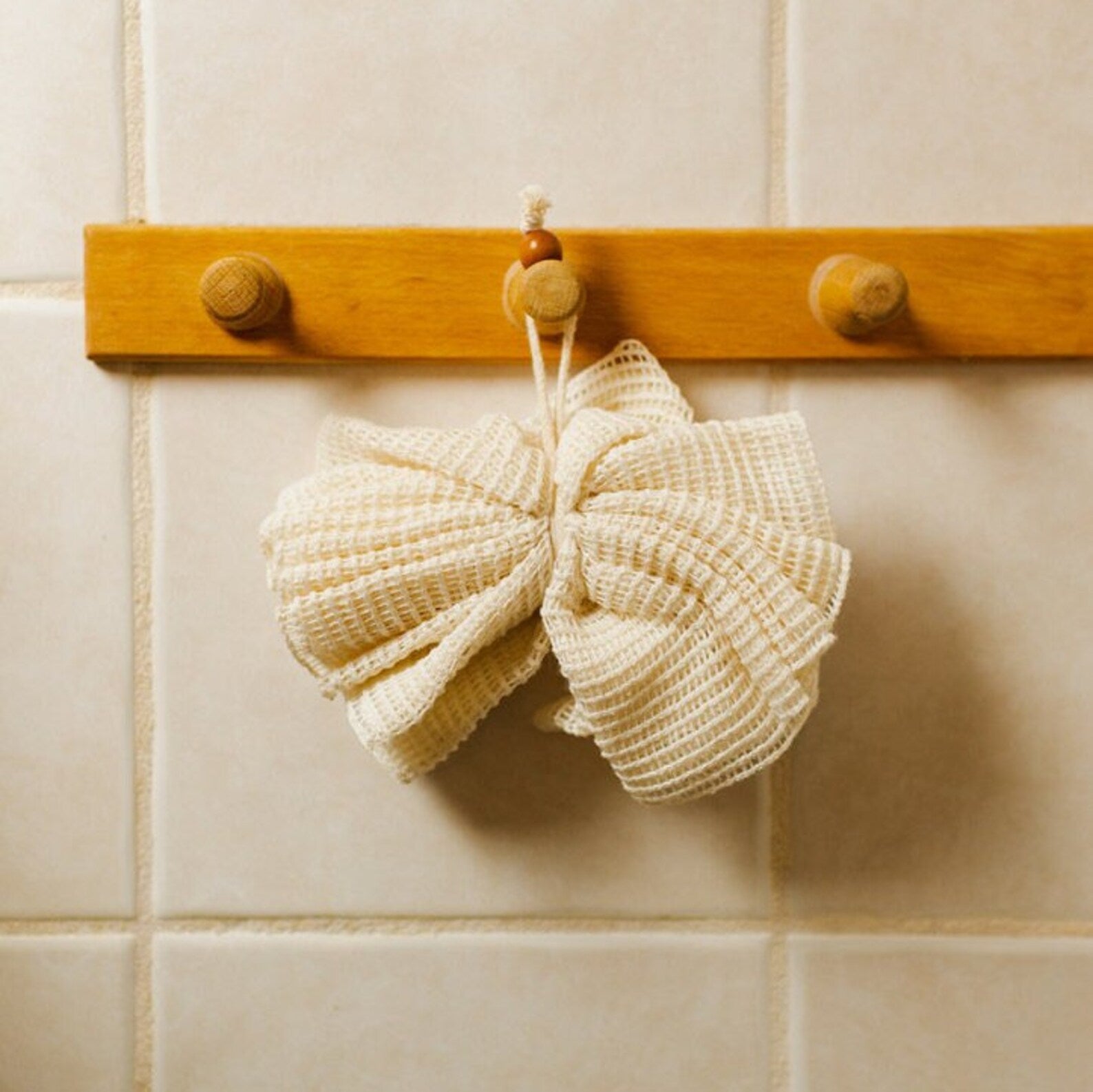 Fill Happy Shower Pouf