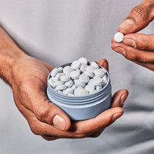 Load image into Gallery viewer, MOUTHWASH TABLETS / COOL MINT / REFILLABLE
