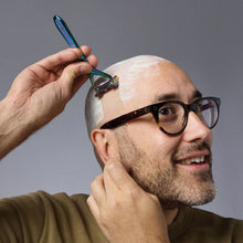 Load image into Gallery viewer, LEAF TWO RAZOR KIT (PRE-BOXED)
