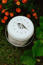 Load image into Gallery viewer, COUNTERTOP COMPOST BIN / ZEFIRO
