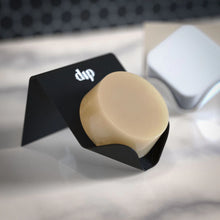 Load image into Gallery viewer, DIP DRAINING SHAMPOO/CONDITIONER BAR DISH
